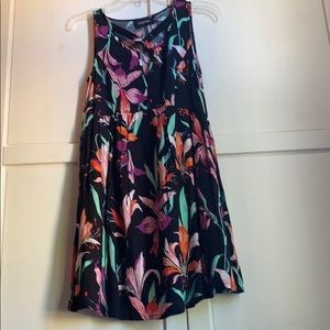 New without tag floral dress